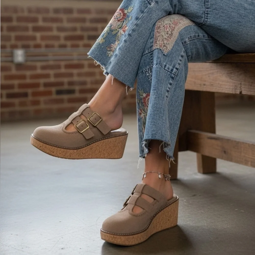 NIB Pierre Dumas Vegan Suede Close Toes Boho Mules Clog Wedge Heel Shoes Taupe - Picture 9 of 10